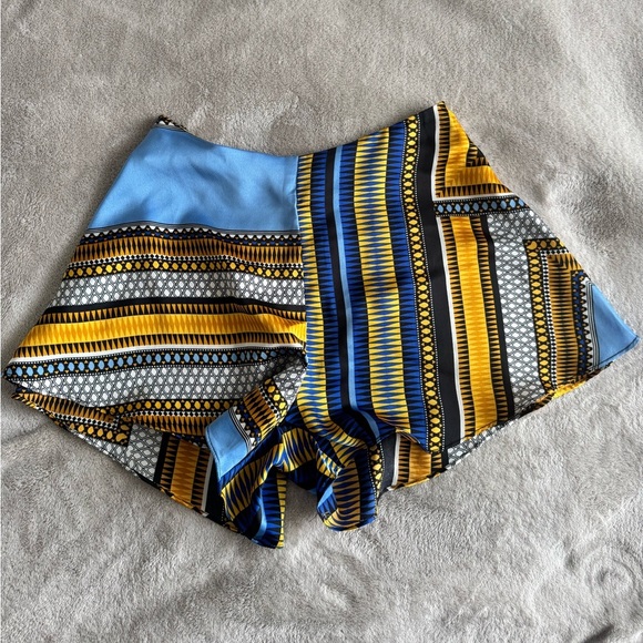 Pretty Little Thing Blue and Yellow Satin Tribal Print Two-Piece Set/Coord Set - Picture 5 of 9